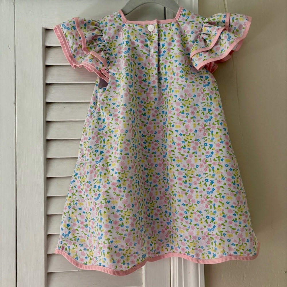 Floral Ruffle Dress with Pink Trim Size 2T - Picture 2 of 4